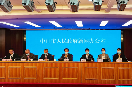 ���ƽ�(j��ng)��(j��)���|(zh��)���������ܡ�����ɽ�@��ʢ����ȫ��ͬ��ֱ��